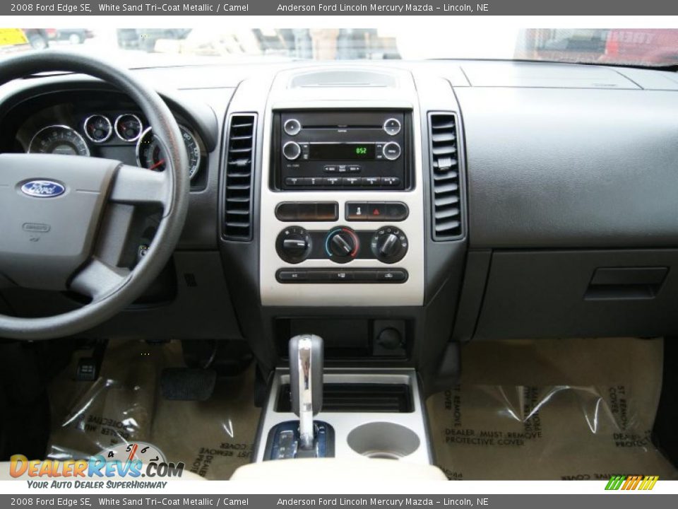 2008 Ford Edge SE White Sand Tri-Coat Metallic / Camel Photo #22