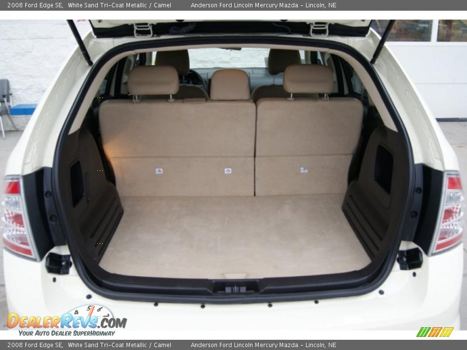 2008 Ford Edge SE White Sand Tri-Coat Metallic / Camel Photo #26