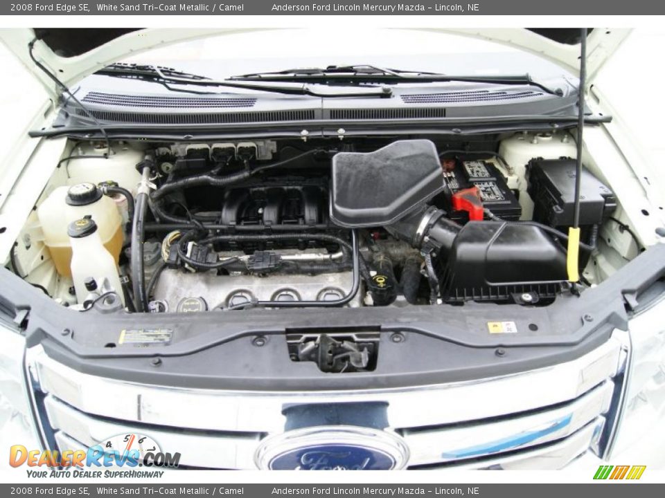 2008 Ford Edge SE White Sand Tri-Coat Metallic / Camel Photo #27