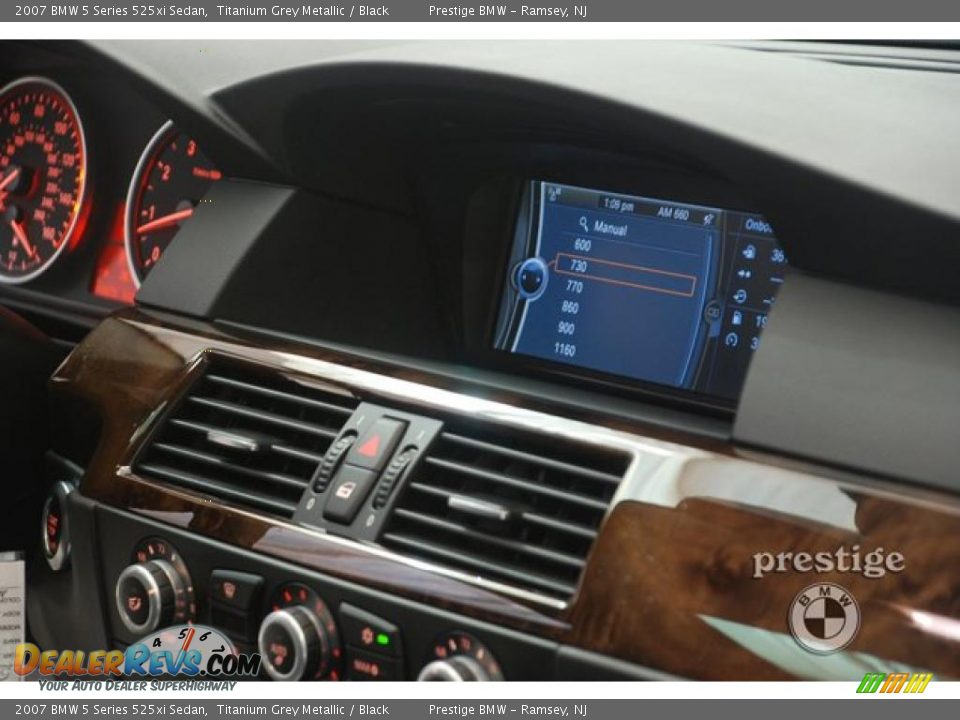 2007 BMW 5 Series 525xi Sedan Titanium Grey Metallic / Black Photo #15