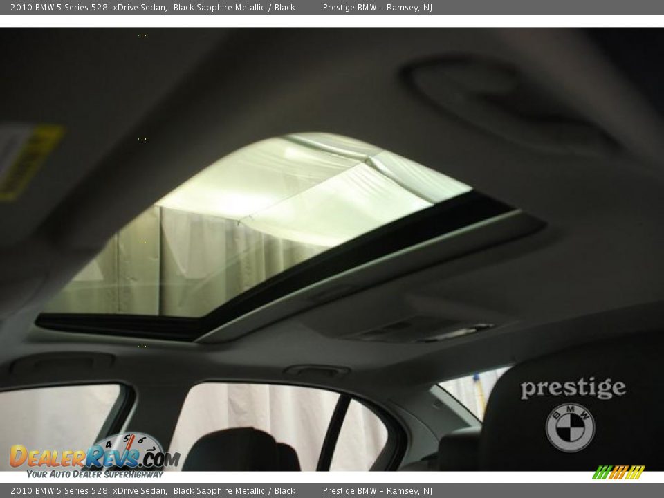 2010 BMW 5 Series 528i xDrive Sedan Black Sapphire Metallic / Black Photo #8