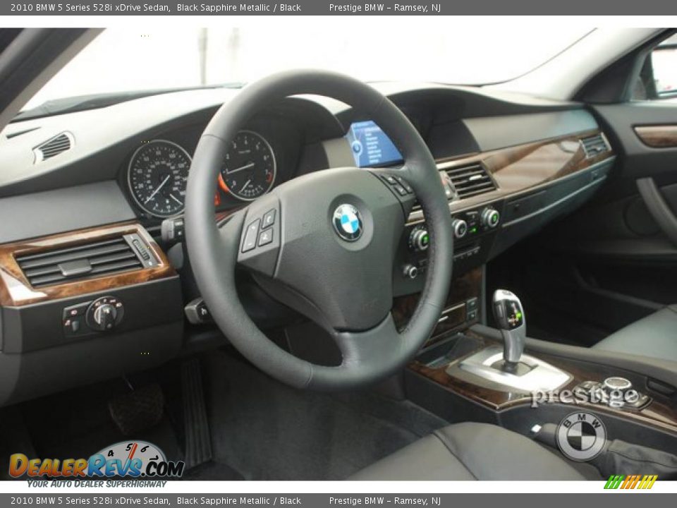 2010 BMW 5 Series 528i xDrive Sedan Black Sapphire Metallic / Black Photo #12