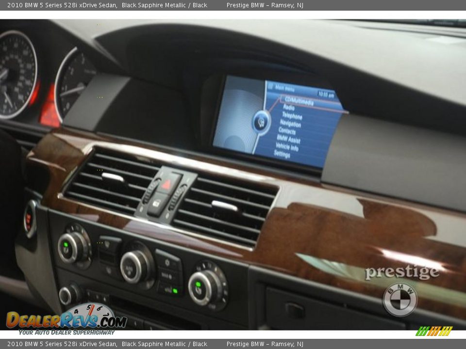 2010 BMW 5 Series 528i xDrive Sedan Black Sapphire Metallic / Black Photo #14