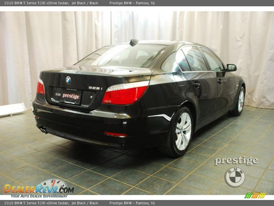 2010 BMW 5 Series 528i xDrive Sedan Jet Black / Black Photo #2