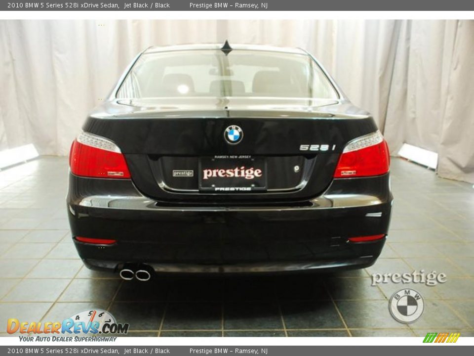 2010 BMW 5 Series 528i xDrive Sedan Jet Black / Black Photo #3