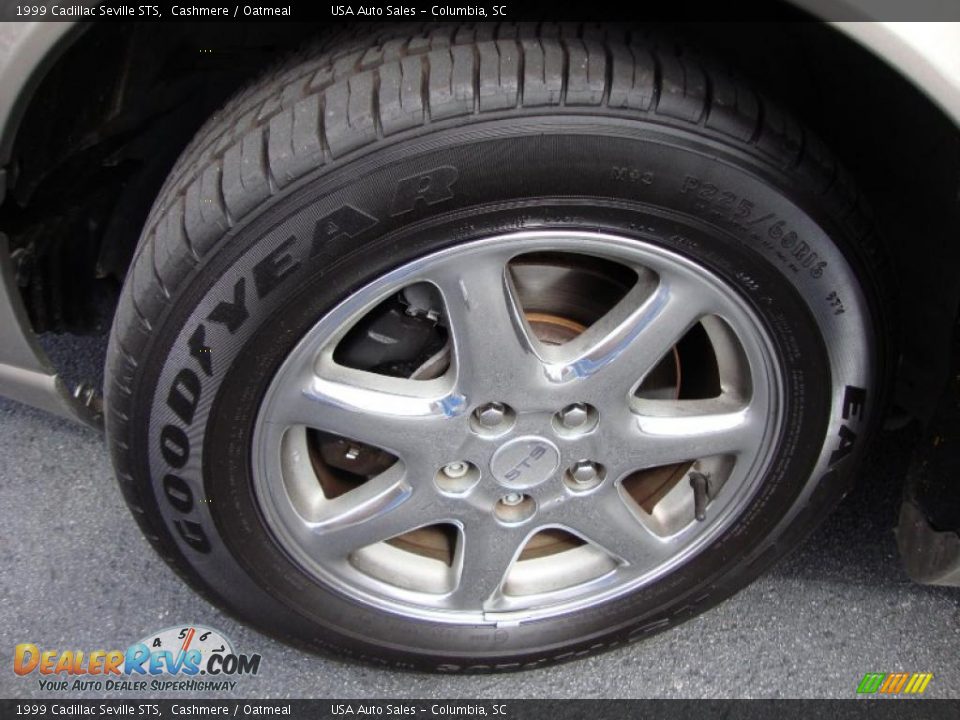 1999 Cadillac Seville STS Cashmere / Oatmeal Photo #11