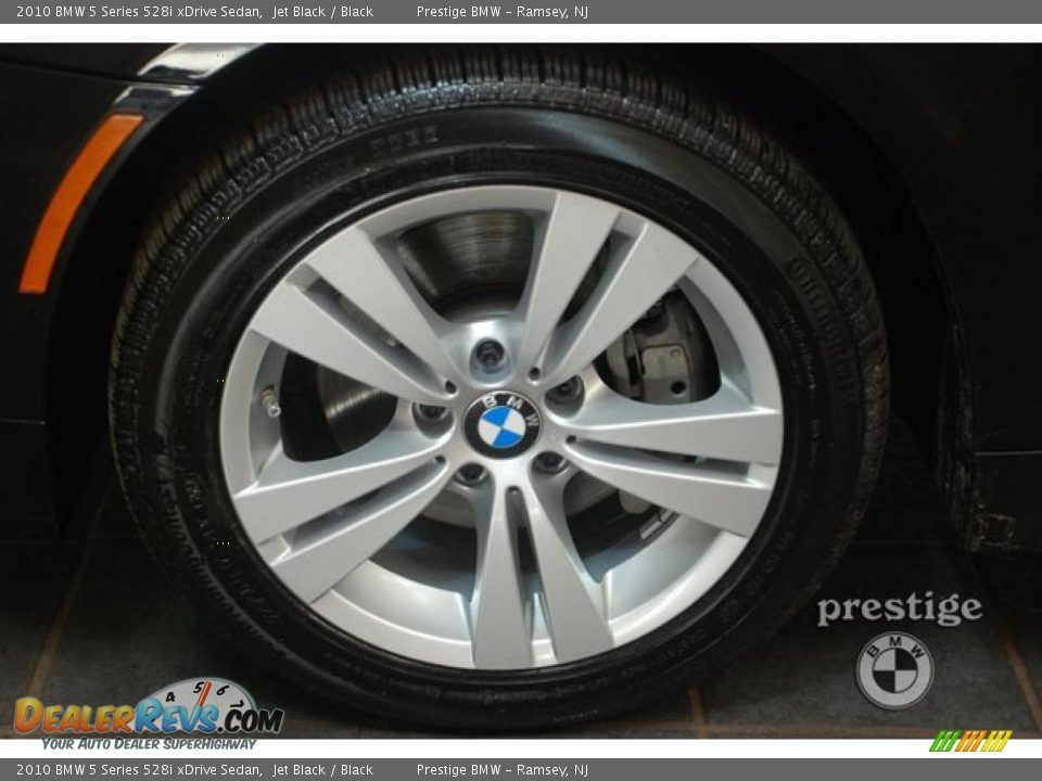 2010 BMW 5 Series 528i xDrive Sedan Jet Black / Black Photo #7