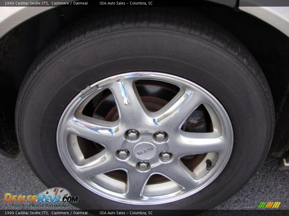 1999 Cadillac Seville STS Cashmere / Oatmeal Photo #17