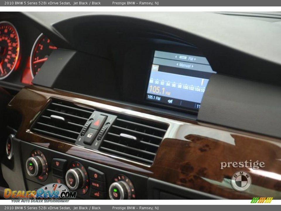 2010 BMW 5 Series 528i xDrive Sedan Jet Black / Black Photo #14