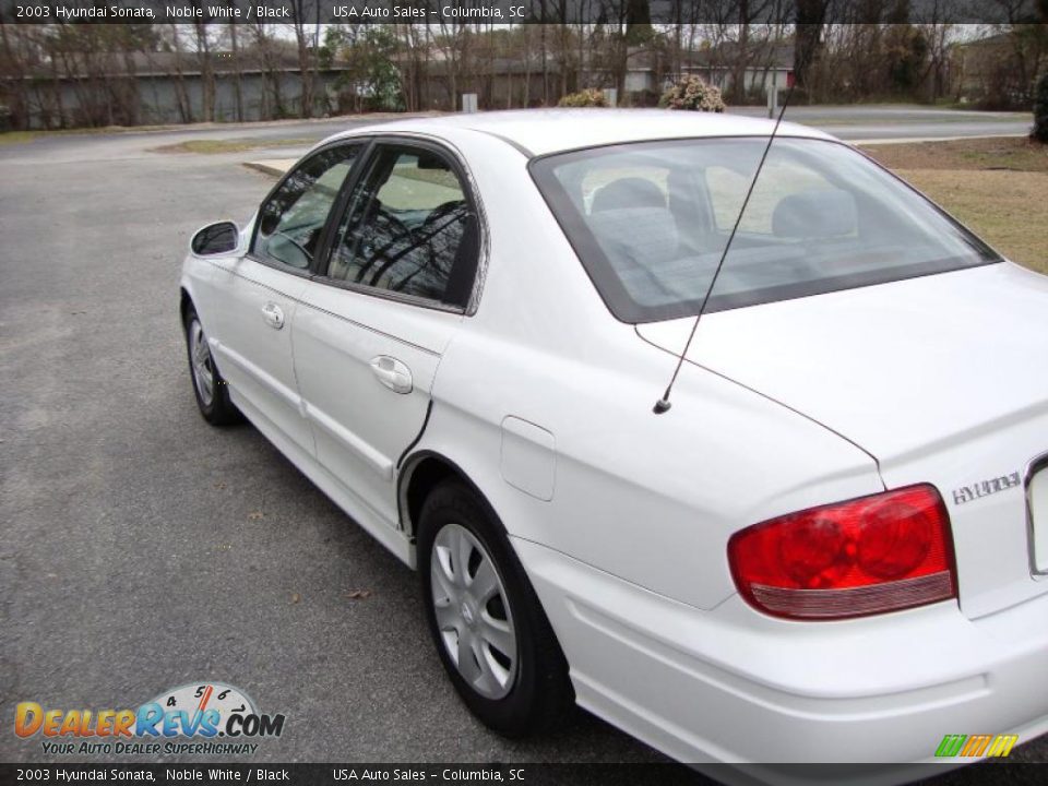 2003 Hyundai Sonata Noble White / Black Photo #5