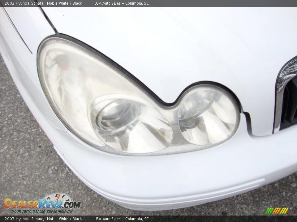 2003 Hyundai Sonata Noble White / Black Photo #9