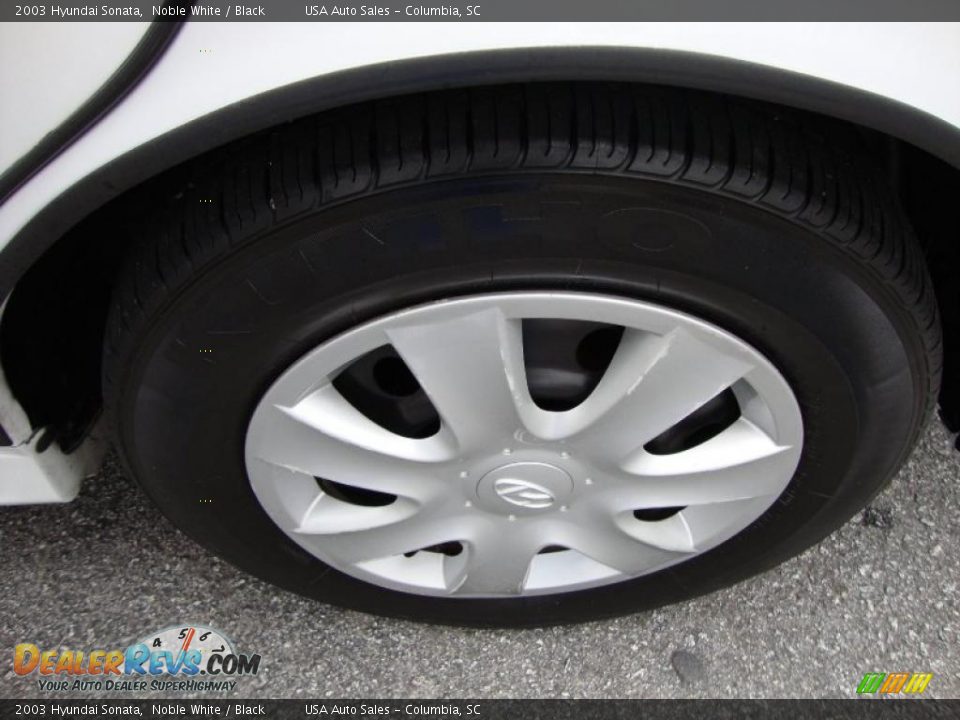 2003 Hyundai Sonata Noble White / Black Photo #13