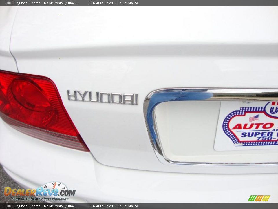 2003 Hyundai Sonata Noble White / Black Photo #15