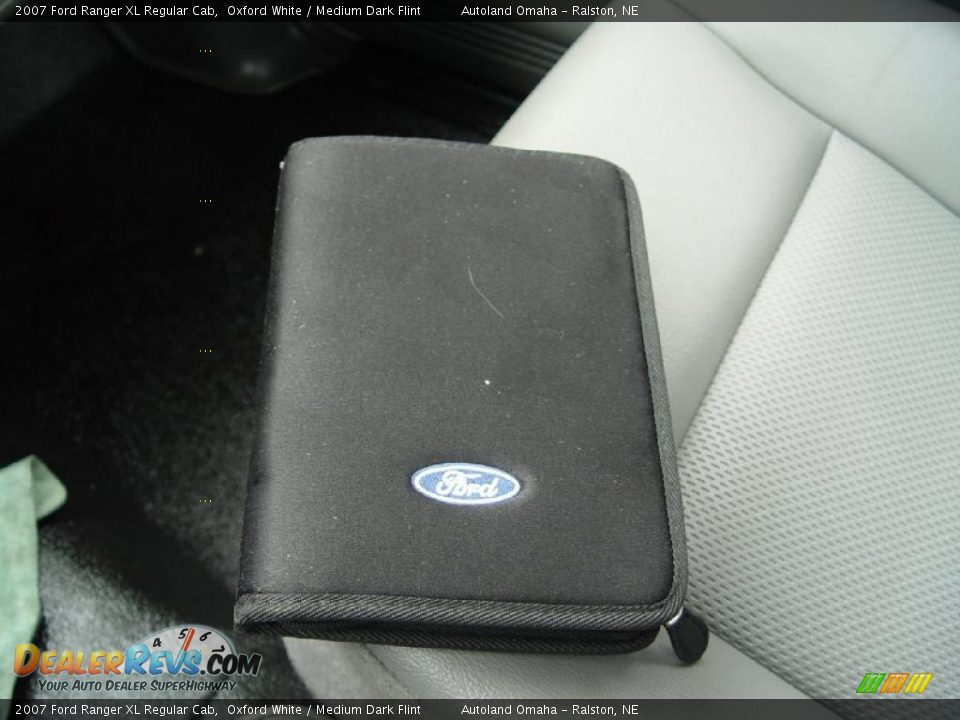 2007 Ford Ranger XL Regular Cab Oxford White / Medium Dark Flint Photo #7