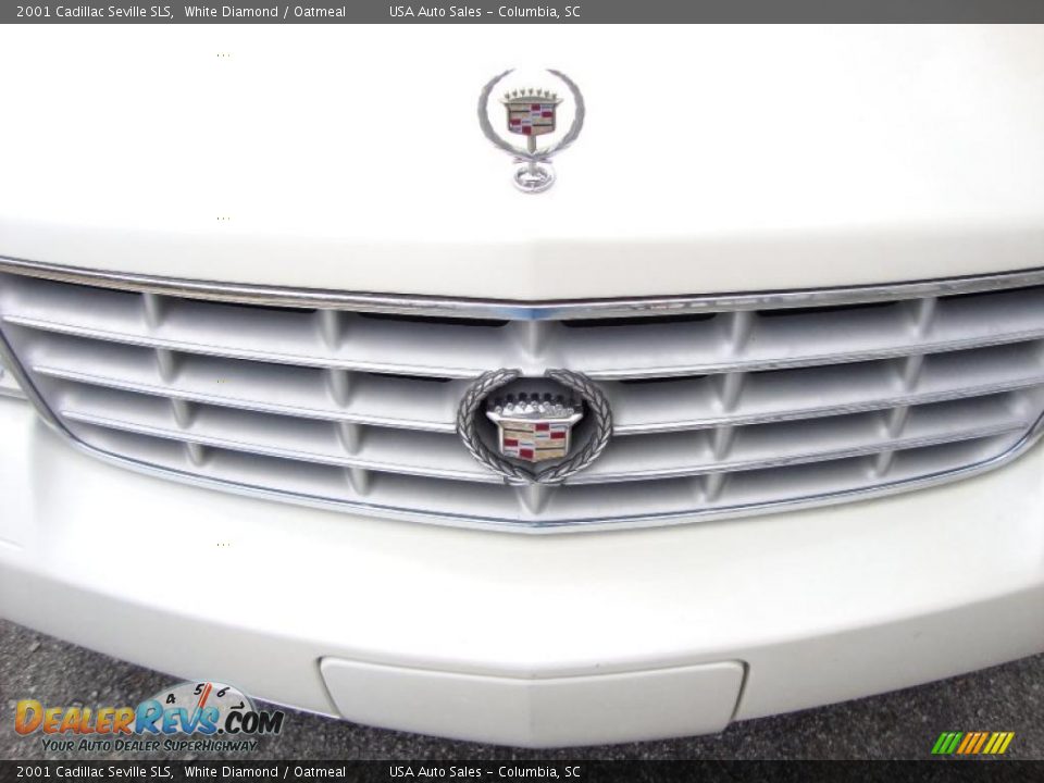 2001 Cadillac Seville SLS White Diamond / Oatmeal Photo #11