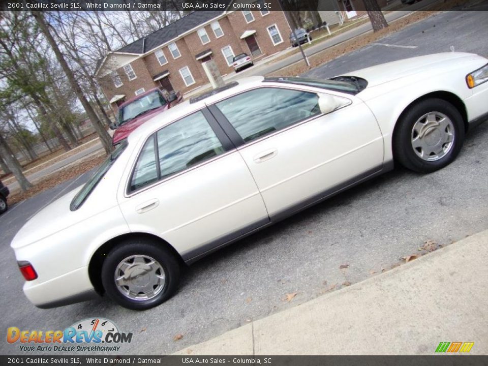 2001 Cadillac Seville SLS White Diamond / Oatmeal Photo #25