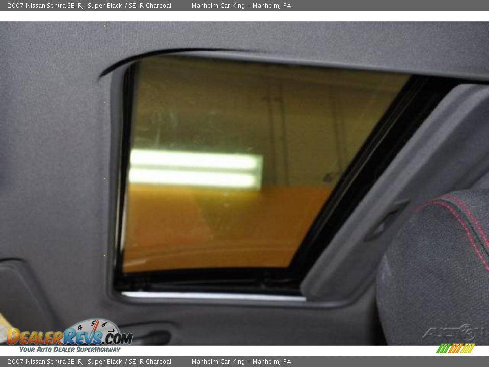 2007 Nissan Sentra SE-R Super Black / SE-R Charcoal Photo #11