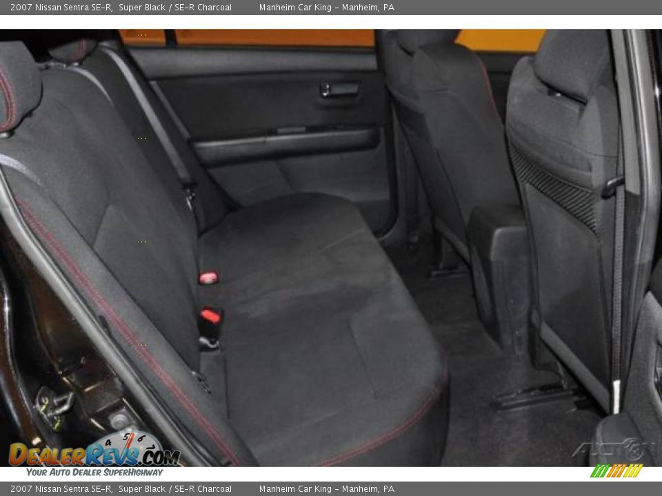 2007 Nissan Sentra SE-R Super Black / SE-R Charcoal Photo #16