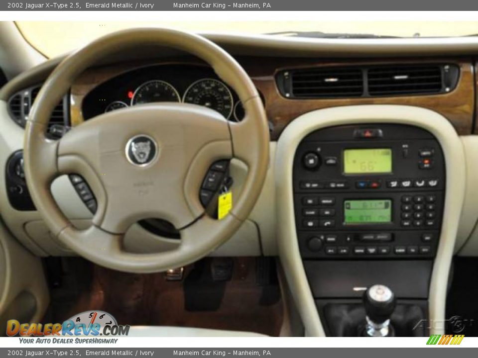 2002 Jaguar X-Type 2.5 Emerald Metallic / Ivory Photo #7