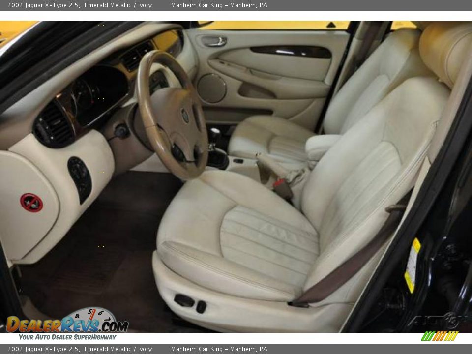 2002 Jaguar X-Type 2.5 Emerald Metallic / Ivory Photo #10