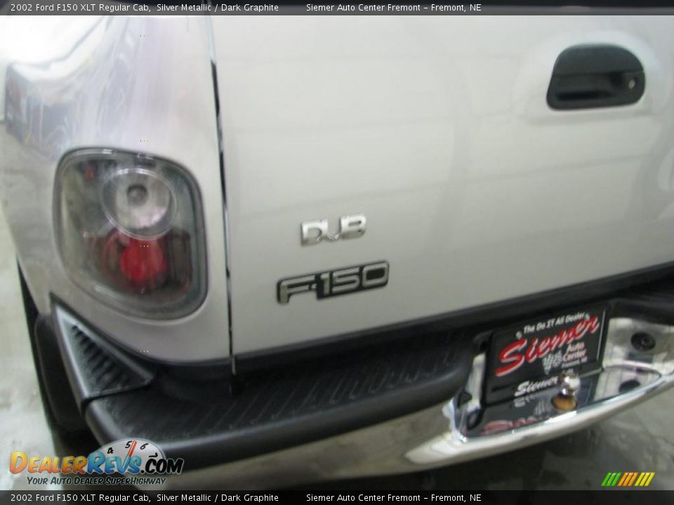 2002 Ford F150 XLT Regular Cab Silver Metallic / Dark Graphite Photo #7