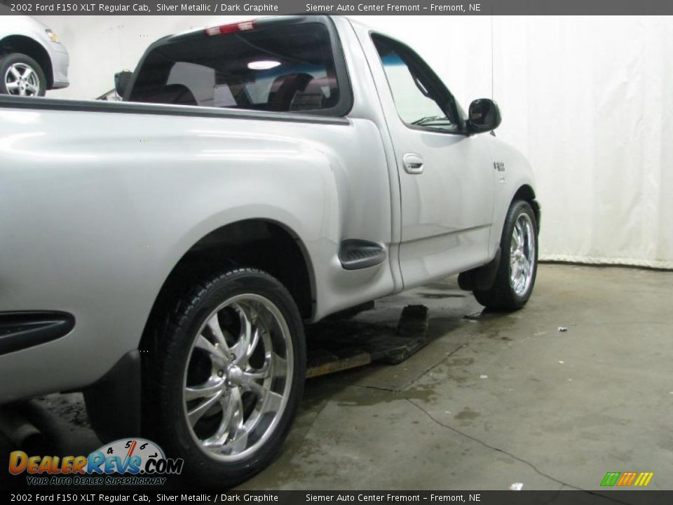 2002 Ford F150 XLT Regular Cab Silver Metallic / Dark Graphite Photo #11