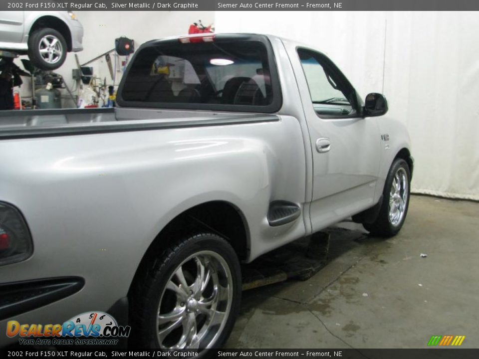 2002 Ford F150 XLT Regular Cab Silver Metallic / Dark Graphite Photo #12