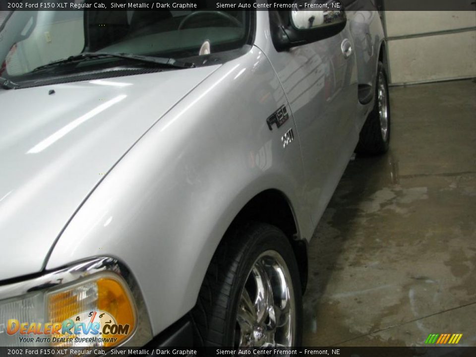 2002 Ford F150 XLT Regular Cab Silver Metallic / Dark Graphite Photo #14