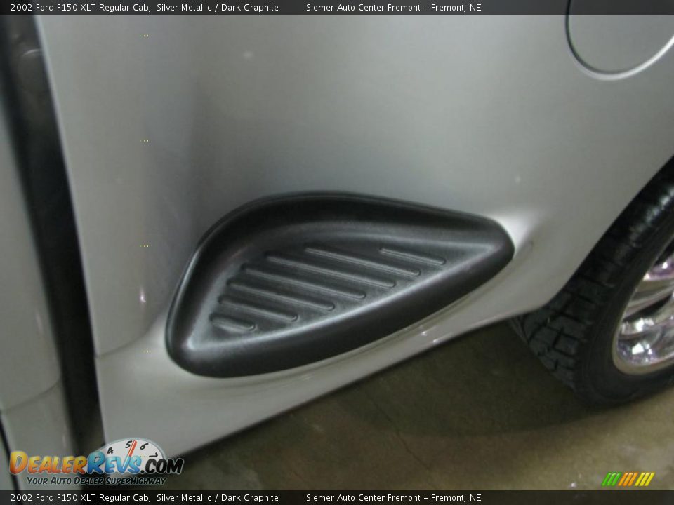 2002 Ford F150 XLT Regular Cab Silver Metallic / Dark Graphite Photo #20