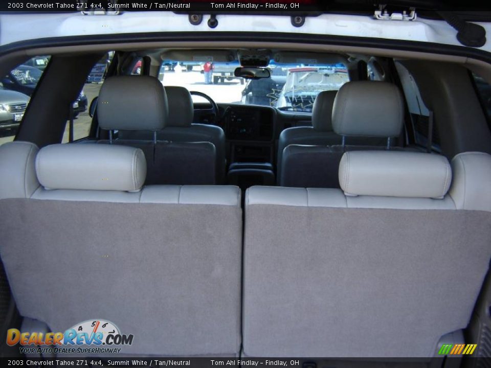 2003 Chevrolet Tahoe Z71 4x4 Summit White / Tan/Neutral Photo #14