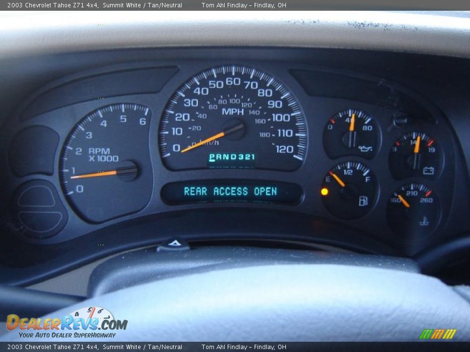 2003 Chevrolet Tahoe Z71 4x4 Summit White / Tan/Neutral Photo #24