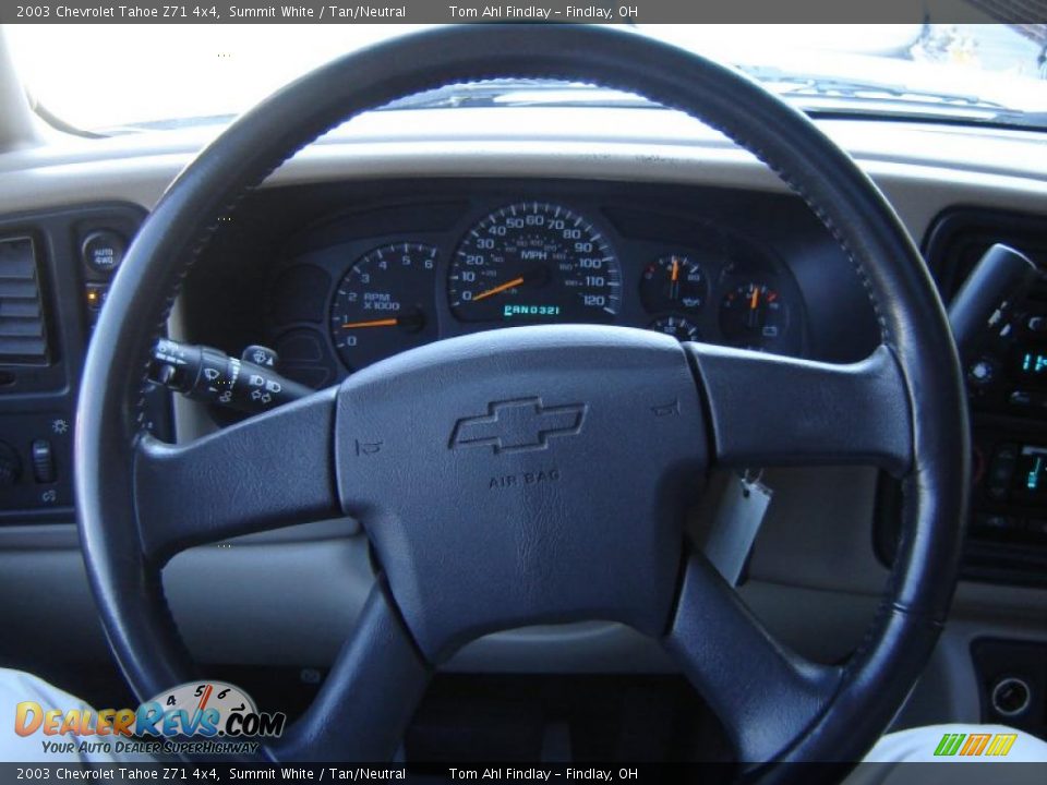 2003 Chevrolet Tahoe Z71 4x4 Summit White / Tan/Neutral Photo #25