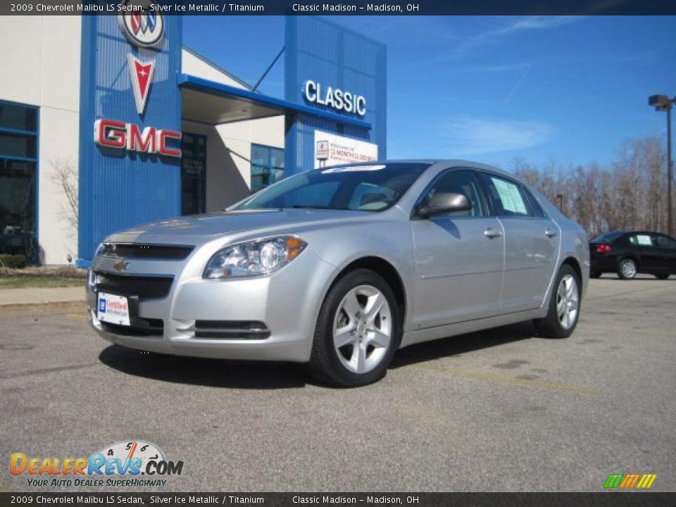 2009 Chevrolet Malibu LS Sedan Silver Ice Metallic / Titanium Photo #1