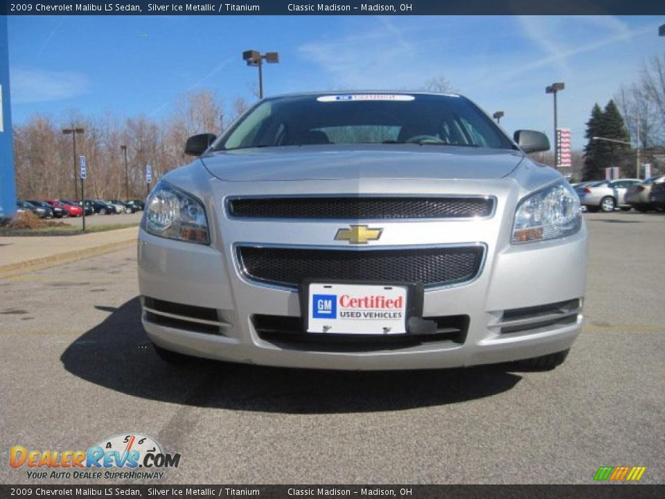 2009 Chevrolet Malibu LS Sedan Silver Ice Metallic / Titanium Photo #2