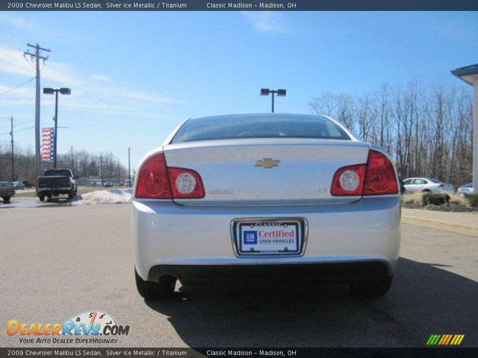 2009 Chevrolet Malibu LS Sedan Silver Ice Metallic / Titanium Photo #5