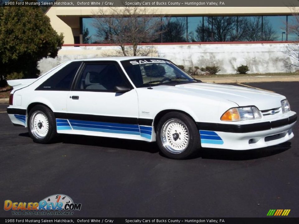 1988 Ford Mustang Saleen Hatchback Oxford White / Gray Photo #2