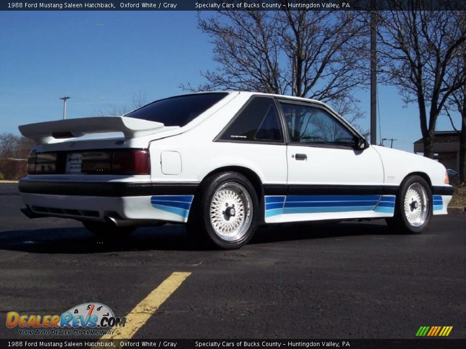 1988 Ford Mustang Saleen Hatchback Oxford White / Gray Photo #10