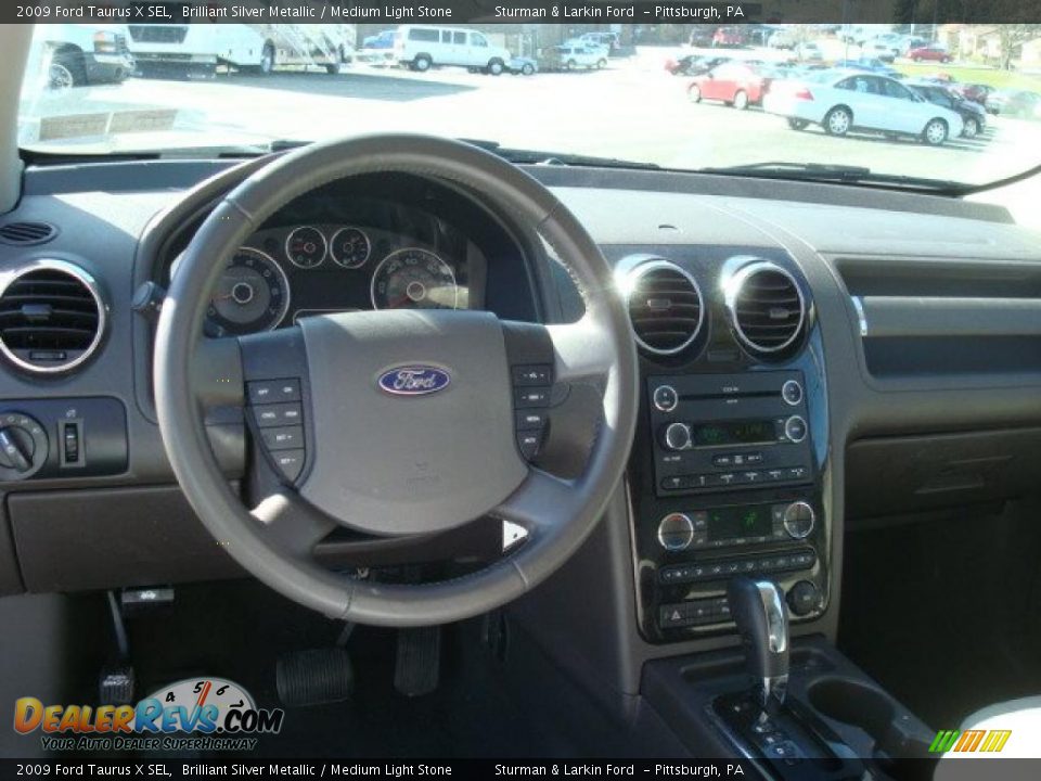 2009 Ford Taurus X SEL Brilliant Silver Metallic / Medium Light Stone Photo #14
