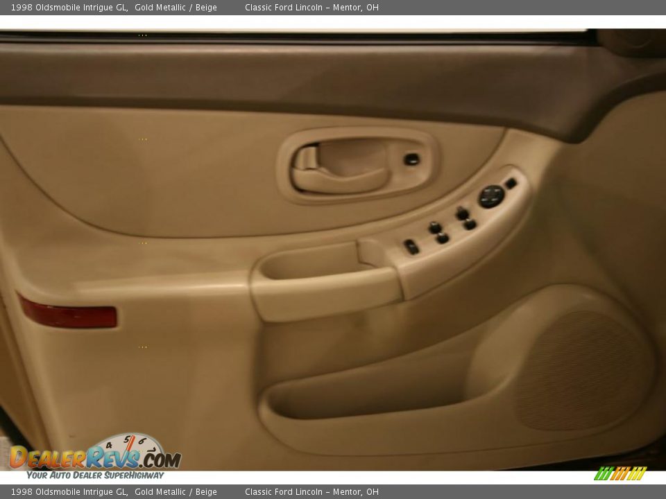 1998 Oldsmobile Intrigue GL Gold Metallic / Beige Photo #8
