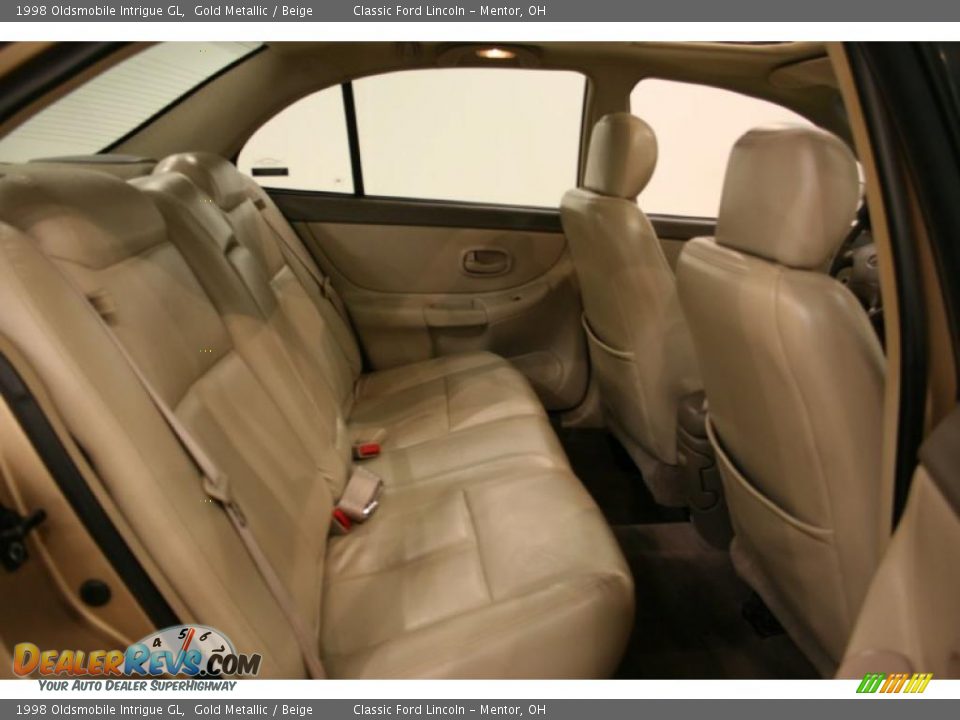 1998 Oldsmobile Intrigue GL Gold Metallic / Beige Photo #16