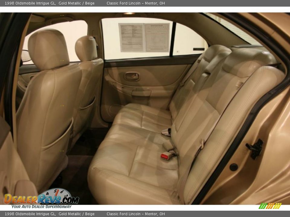 1998 Oldsmobile Intrigue GL Gold Metallic / Beige Photo #17