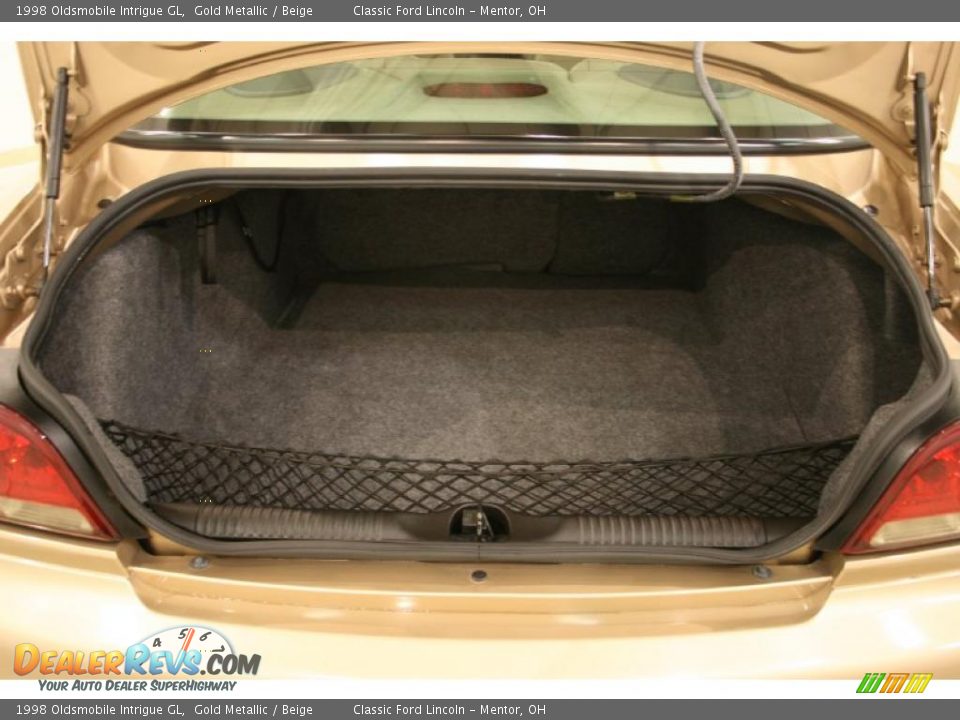 1998 Oldsmobile Intrigue GL Gold Metallic / Beige Photo #18