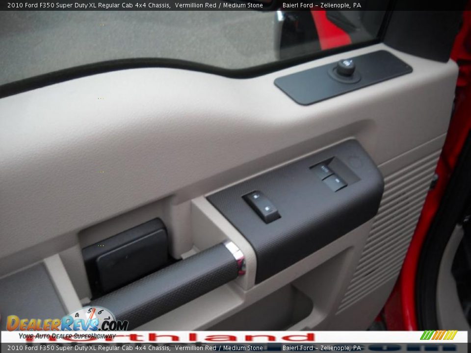 2010 Ford F350 Super Duty XL Regular Cab 4x4 Chassis Vermillion Red / Medium Stone Photo #16