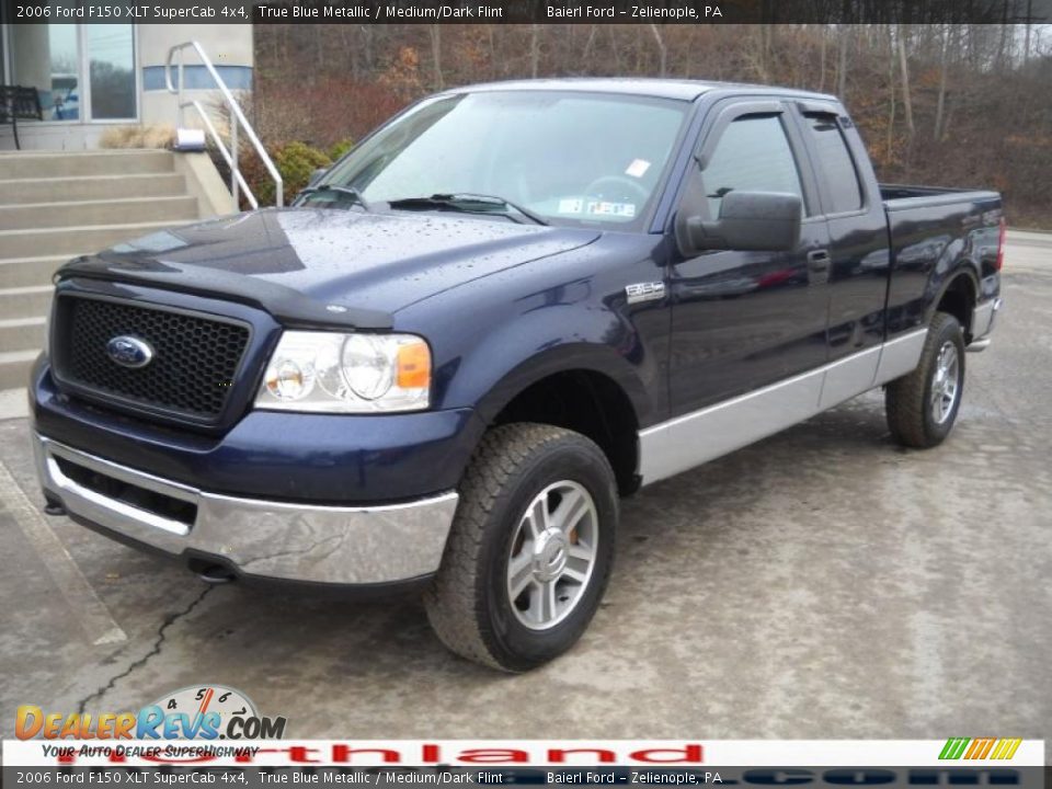 2006 Ford F150 XLT SuperCab 4x4 True Blue Metallic / Medium/Dark Flint Photo #2