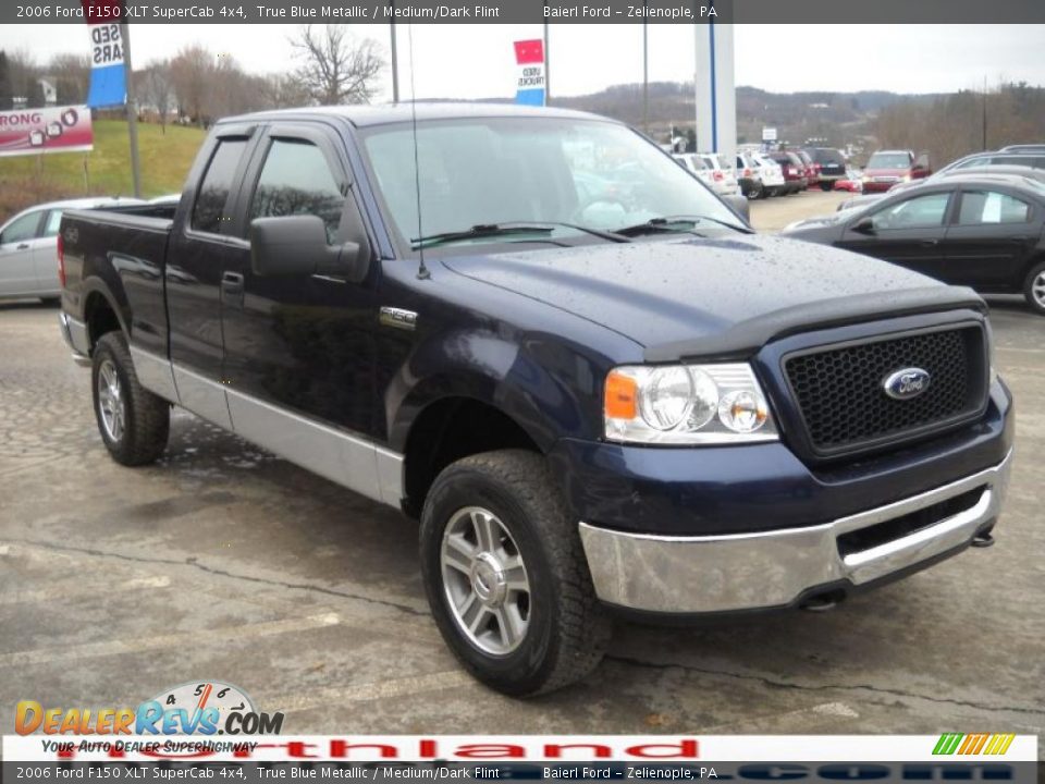 2006 Ford F150 XLT SuperCab 4x4 True Blue Metallic / Medium/Dark Flint Photo #4