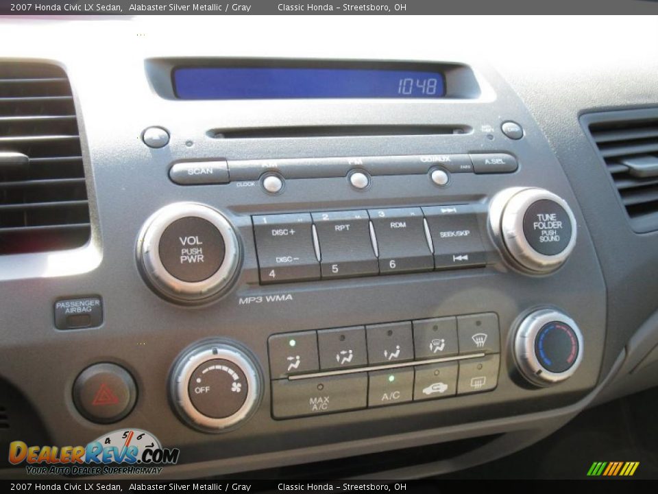 2007 Honda Civic LX Sedan Alabaster Silver Metallic / Gray Photo #17