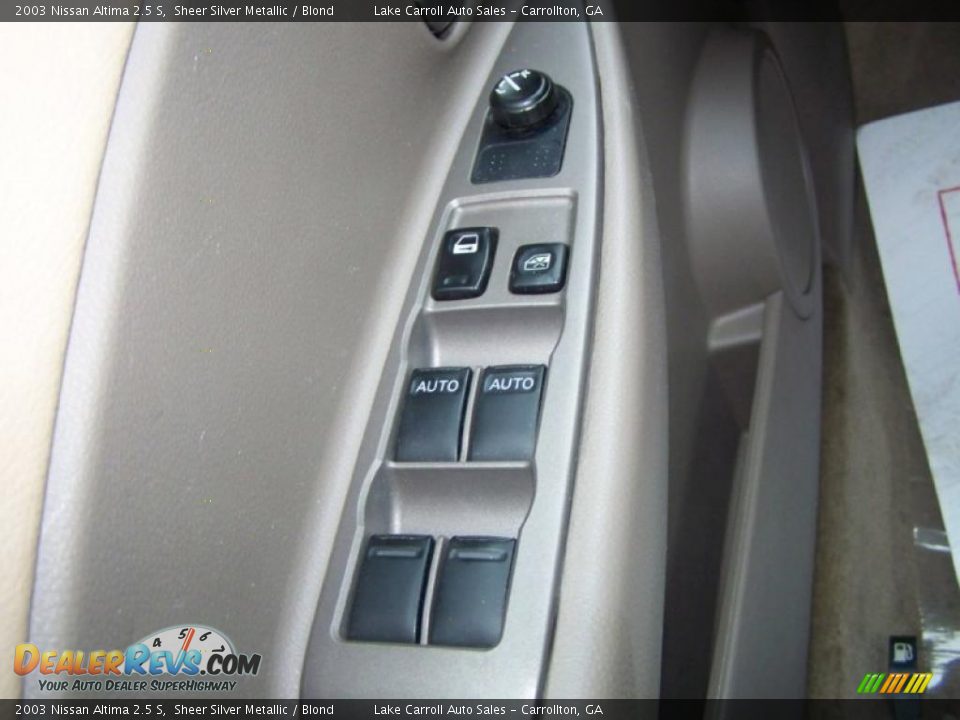 2003 Nissan Altima 2.5 S Sheer Silver Metallic / Blond Photo #20