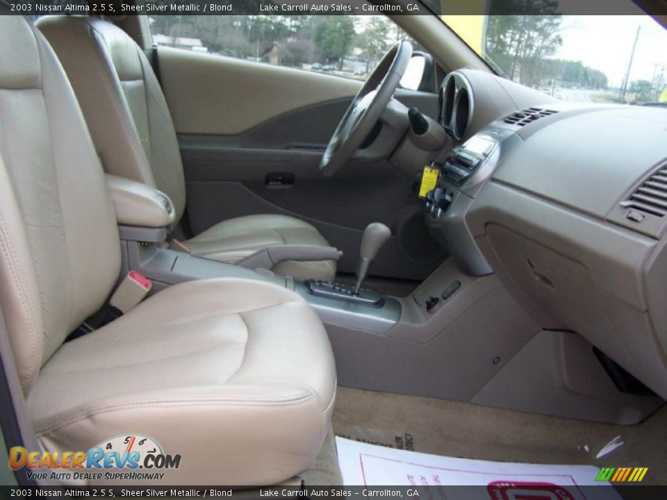 2003 Nissan Altima 2.5 S Sheer Silver Metallic / Blond Photo #26
