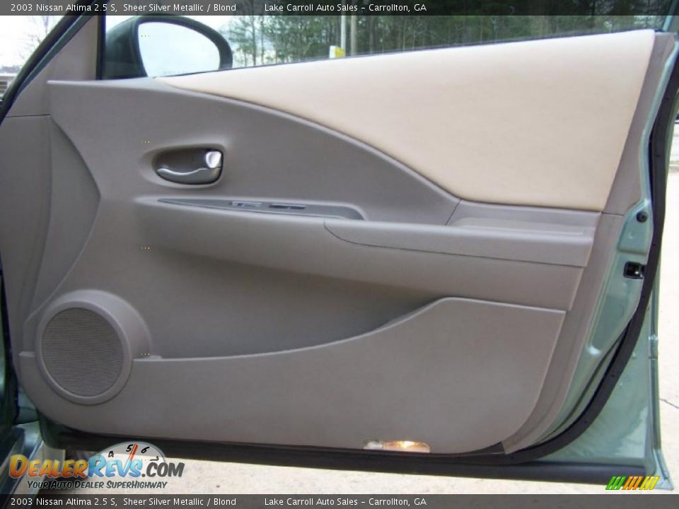 2003 Nissan Altima 2.5 S Sheer Silver Metallic / Blond Photo #32
