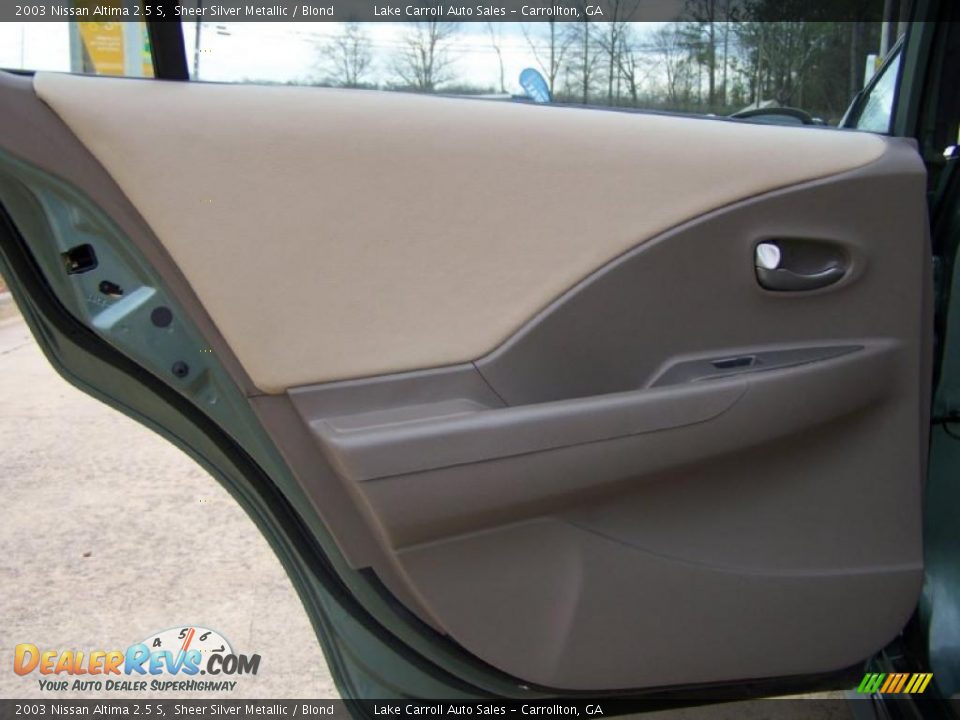 2003 Nissan Altima 2.5 S Sheer Silver Metallic / Blond Photo #33
